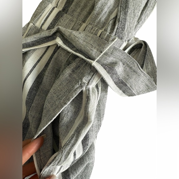 Cloth & Stone Linen Blend Striped Jumpsuit Size S Gray White Cropped Wide Leg - Picture 6 of 13